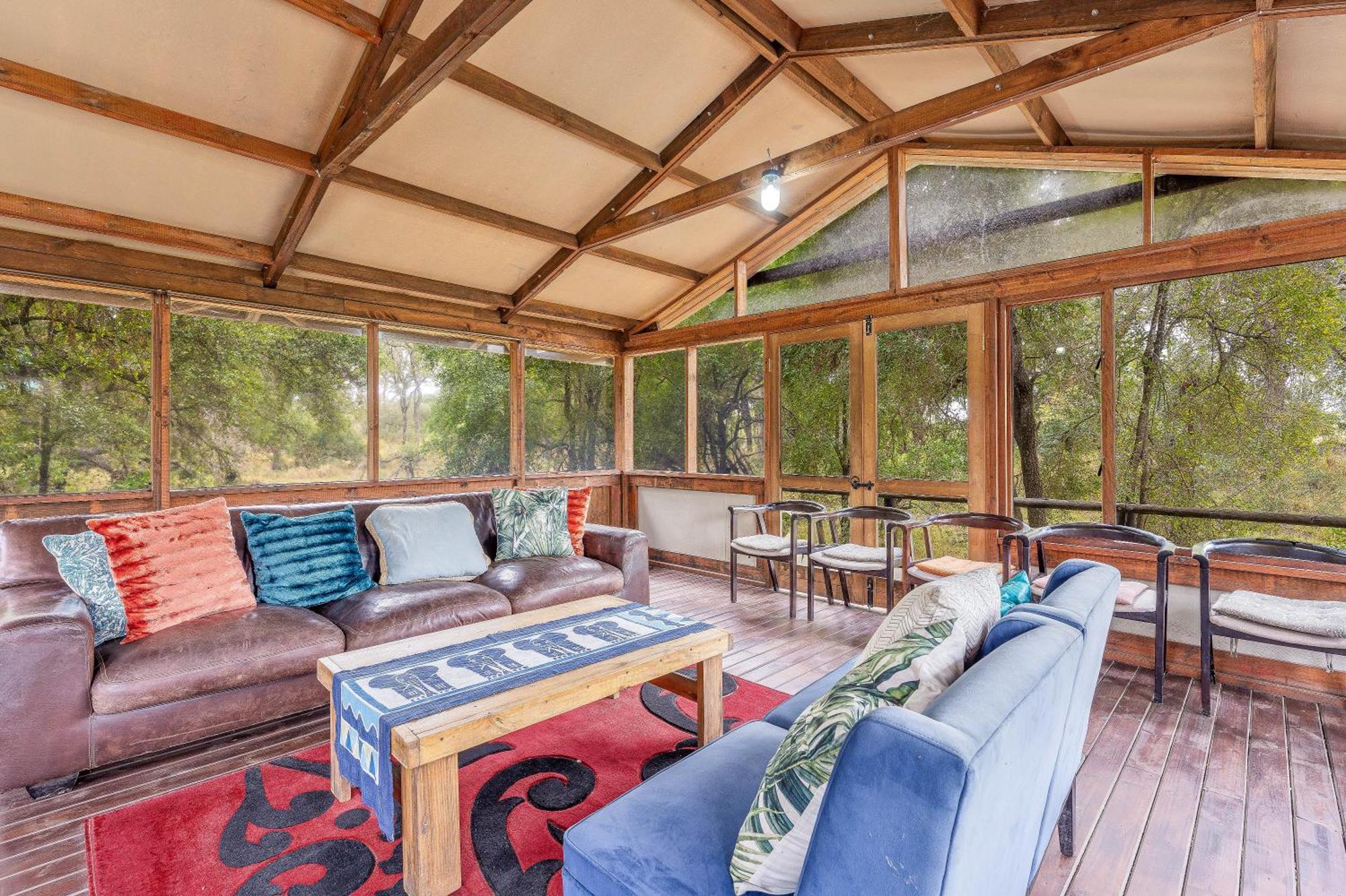 Ndzhaka Tented Camp マンイェレティ・ゲーム・リザーブ エクステリア 写真