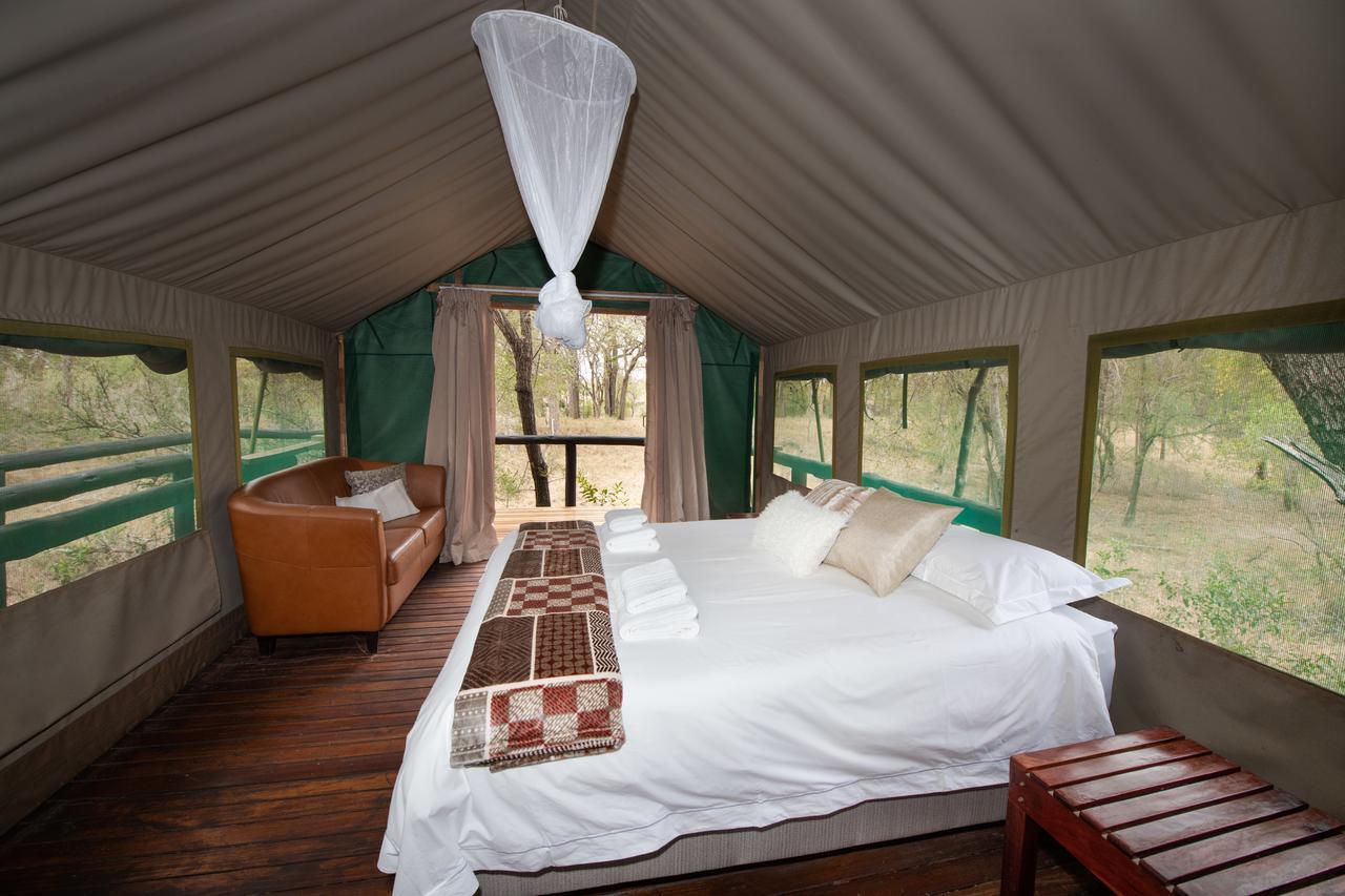 Ndzhaka Tented Camp マンイェレティ・ゲーム・リザーブ エクステリア 写真